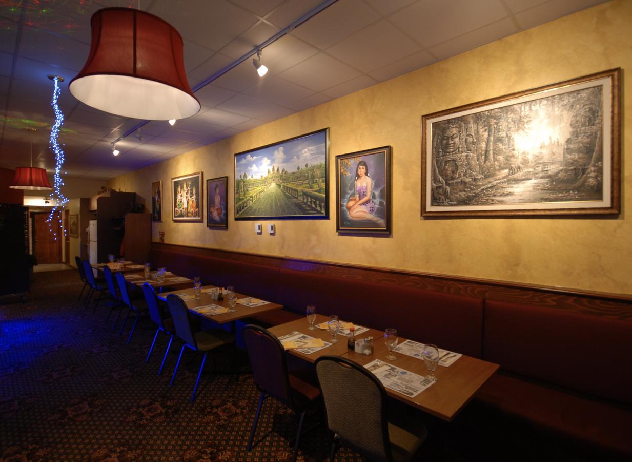 Motel Et Condo Chez Charley Sainte-Anne-de-Beaupré Екстериор снимка